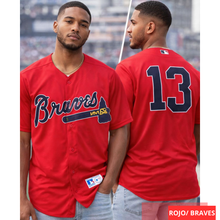 Cargar imagen en el visor de la galería, Camiseta beisbolera tipo americana