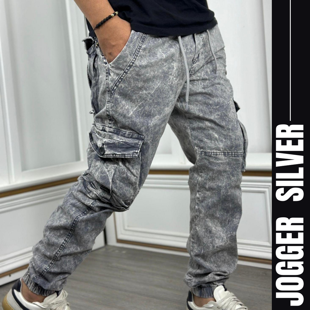 JOGGER EN DRILL TIPO CARGO👖