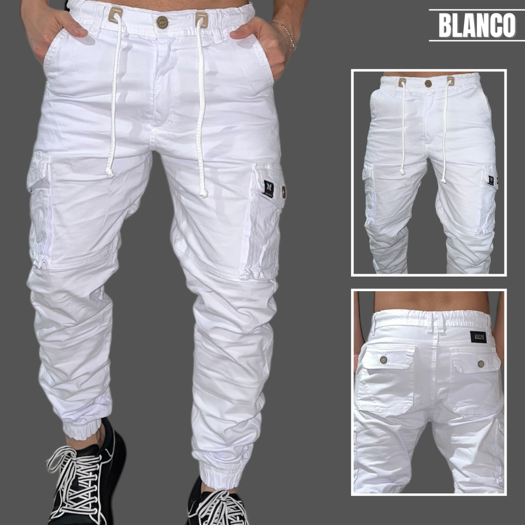 JOGGER EN DRILL TIPO CARGO👖