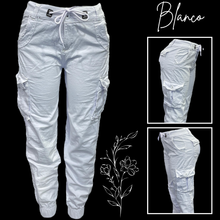 Cargar imagen en el visor de la galería, Jogger camuflado para dama
